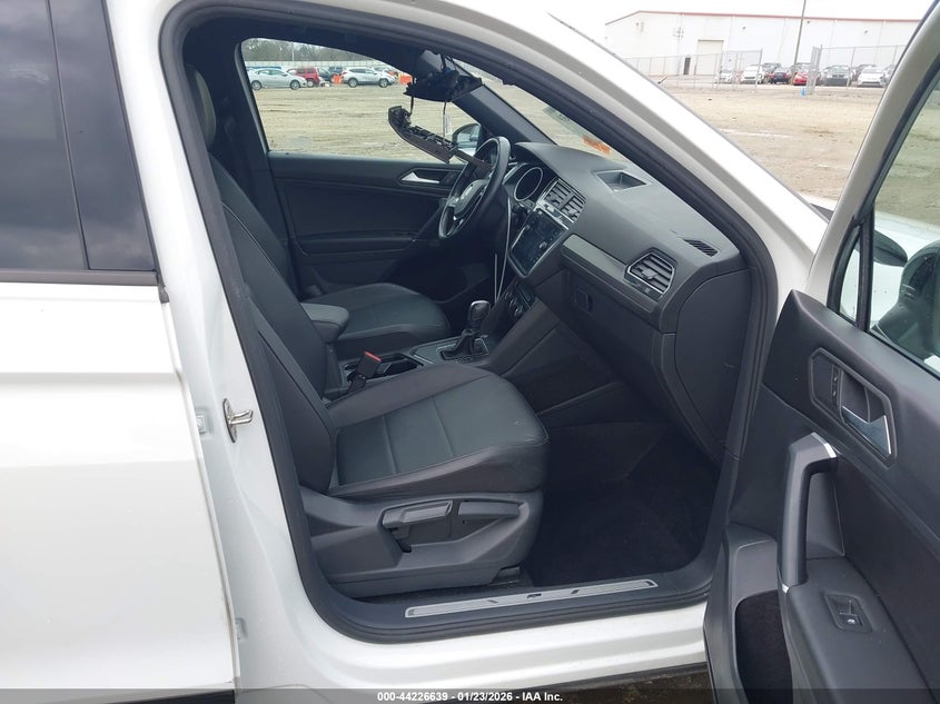 2020 Volkswagen Tiguan 2.0T Se/2.0T Se R-Line Black/2.0T Sel