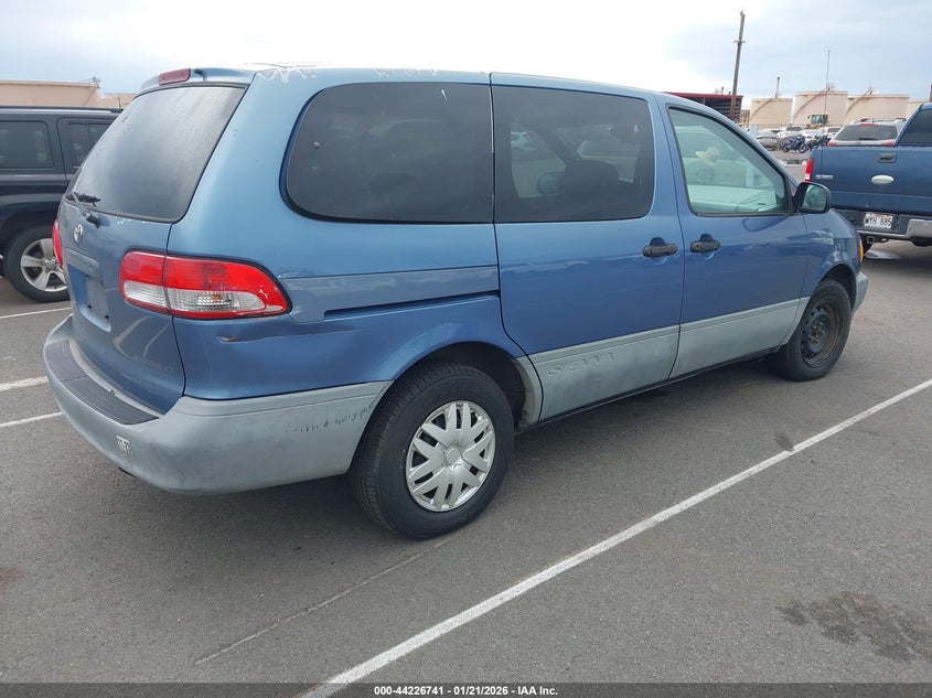 2001 Toyota Sienna Ce