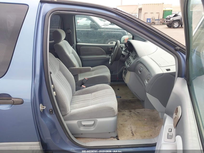 2001 Toyota Sienna Ce