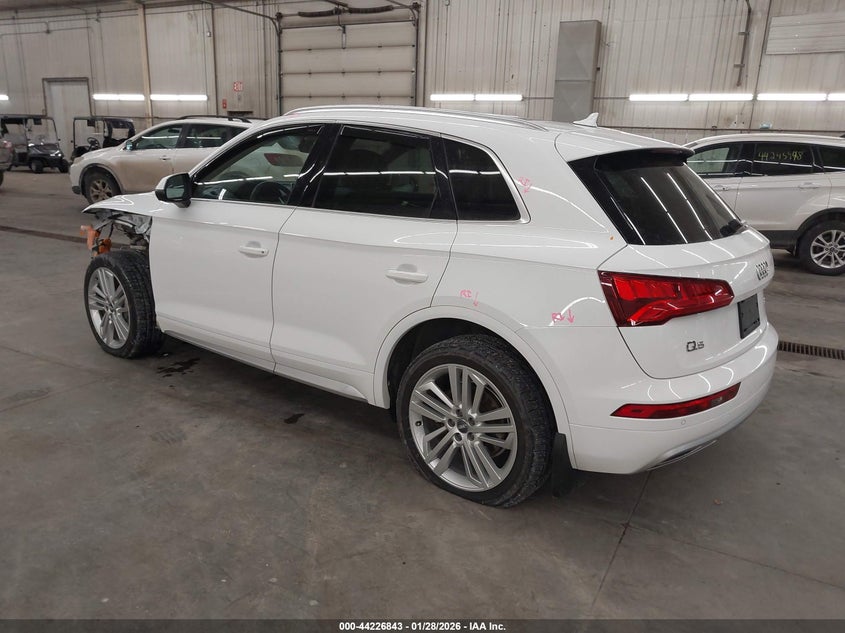 2018 Audi Q5 2.0T Premium/2.0T Tech Premium