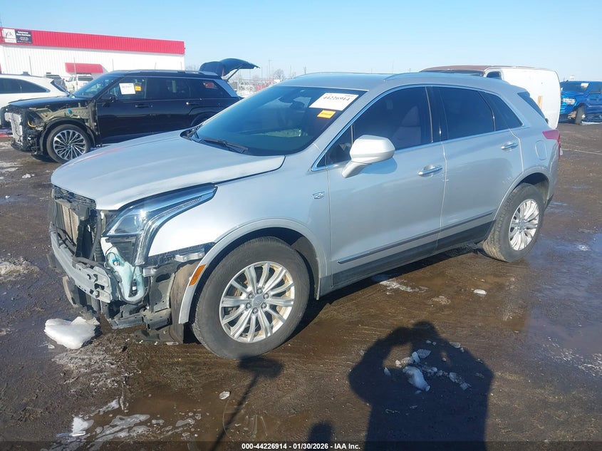 2018 CADILLAC XT5 auction photo 2