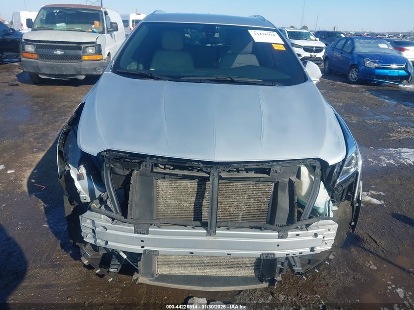 2018 CADILLAC XT5 auction photo 6
