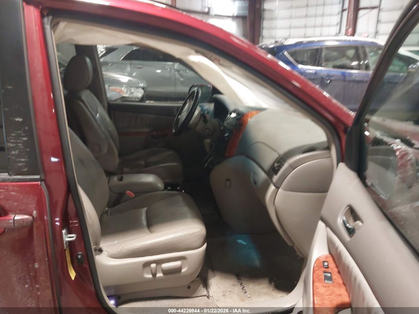 2010 Toyota Sienna Xle