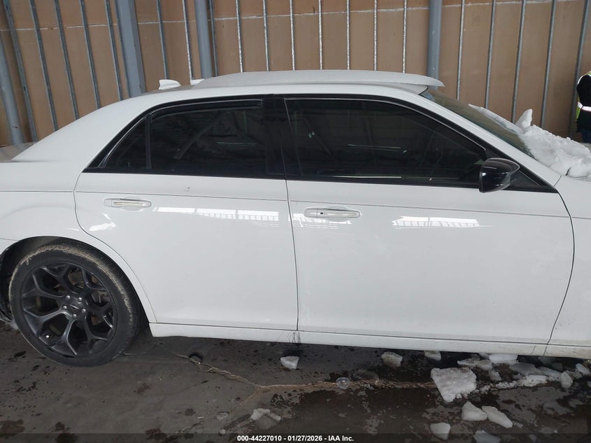 2020 CHRYSLER 300 SEDAN 3.6L V-6 DOHC, VVT, 292HP