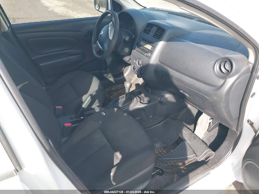 2017 Nissan Versa 1.6 S+