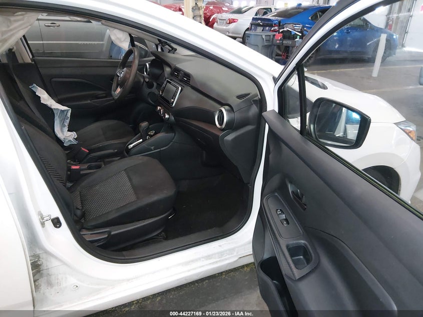 2020 Nissan Versa S Xtronic Cvt