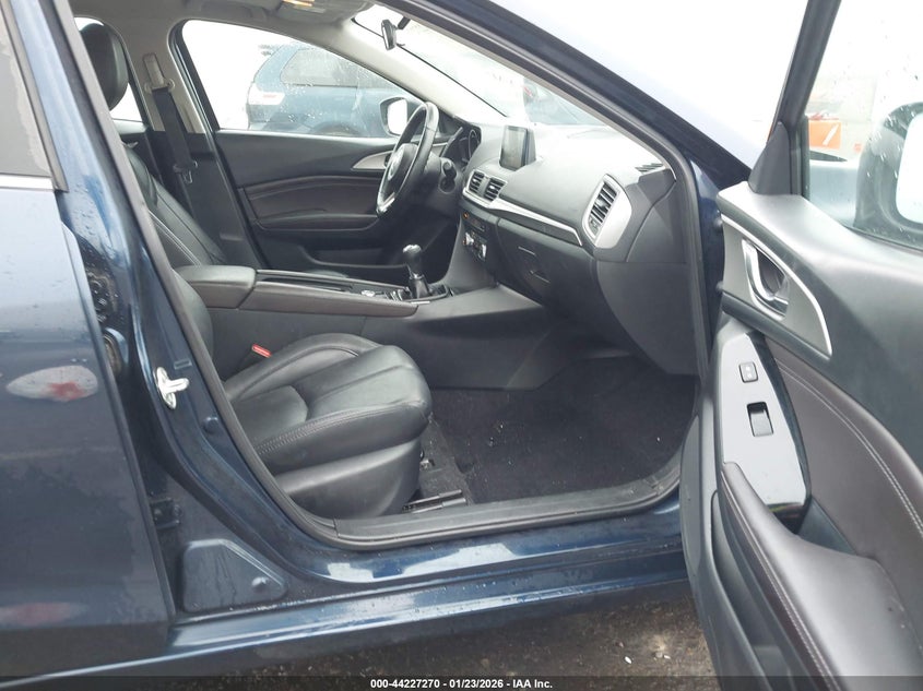 2018 Mazda Mazda3 Touring