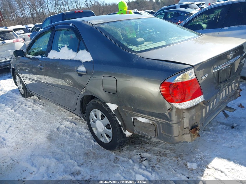 2005 Toyota Camry Le