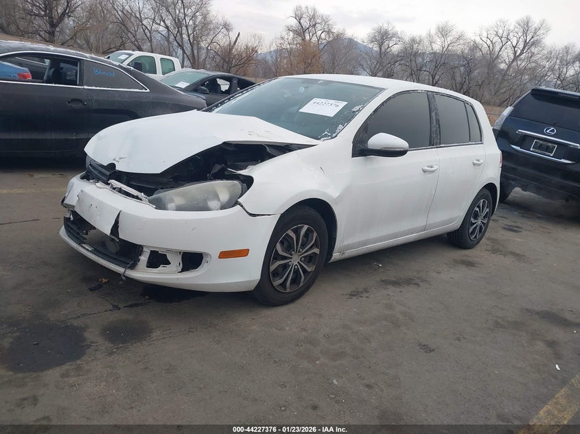 2012 Volkswagen Golf 2.5L 4-Door