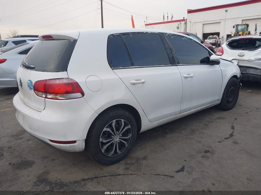 2012 Volkswagen Golf 2.5L 4-Door