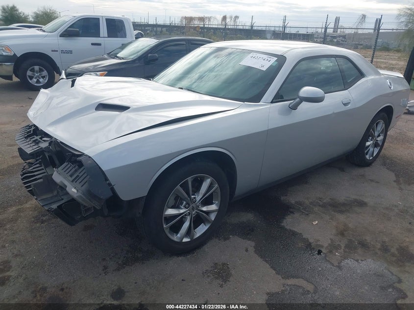 2021 Dodge Challenger Sxt Awd