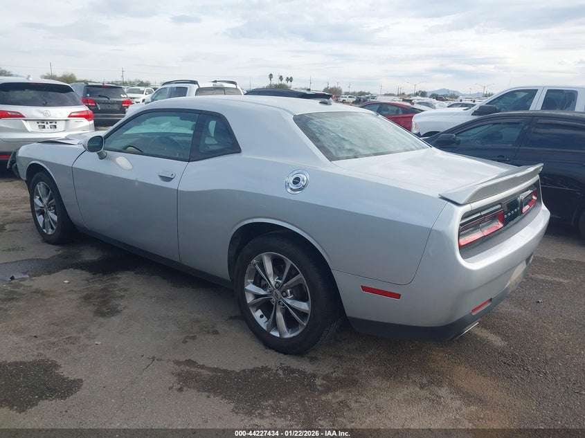 2021 Dodge Challenger Sxt Awd