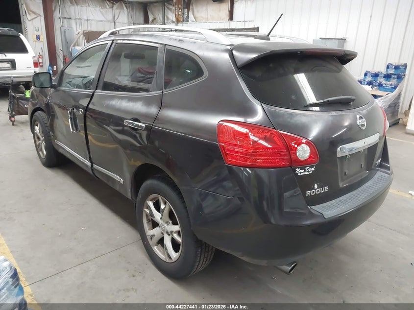 2011 Nissan Rogue Sv