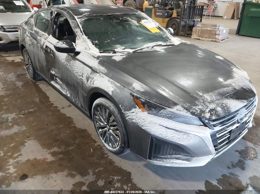 2025 Nissan Altima Sv Fwd