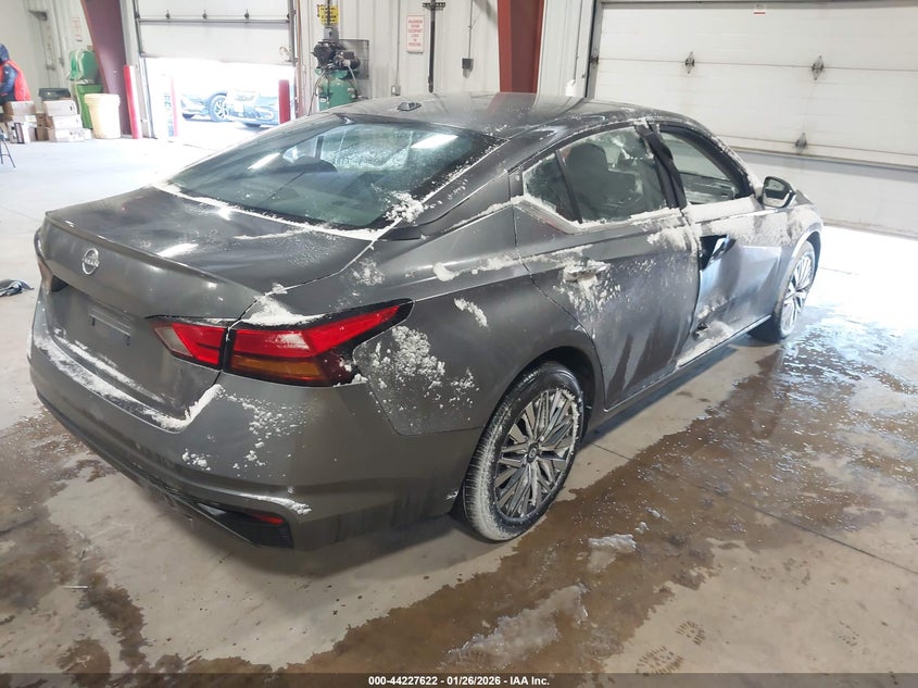 2025 Nissan Altima Sv Fwd