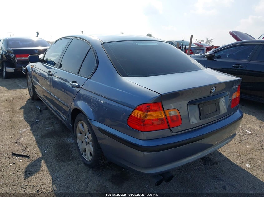 2004 BMW 325I