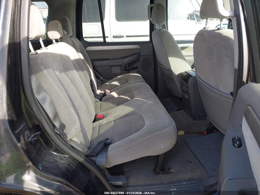 2004 Ford Explorer Xlt VIN: 1FMZU63K14UA38178 Lot: 44227899