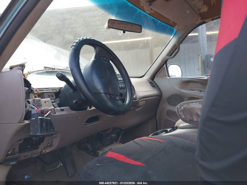 1997 Ford F-150 Lariat/Standard/Xl/Xlt