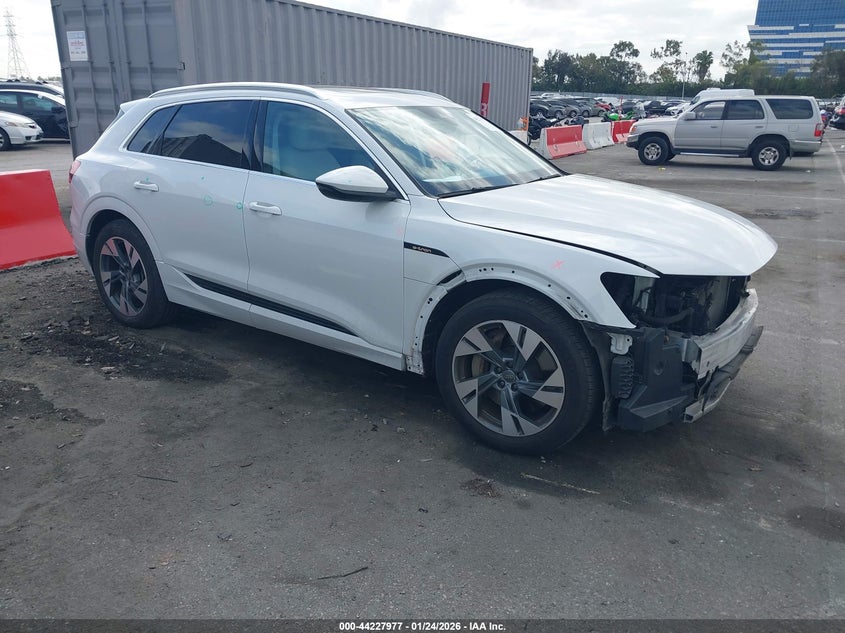 2021 Audi E-Tron Premium Quattro