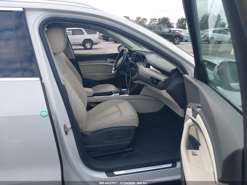 2021 Audi E-Tron Premium Quattro