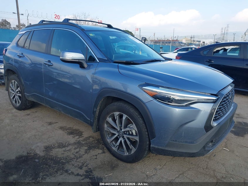 2024 Toyota Corolla Cross Xle