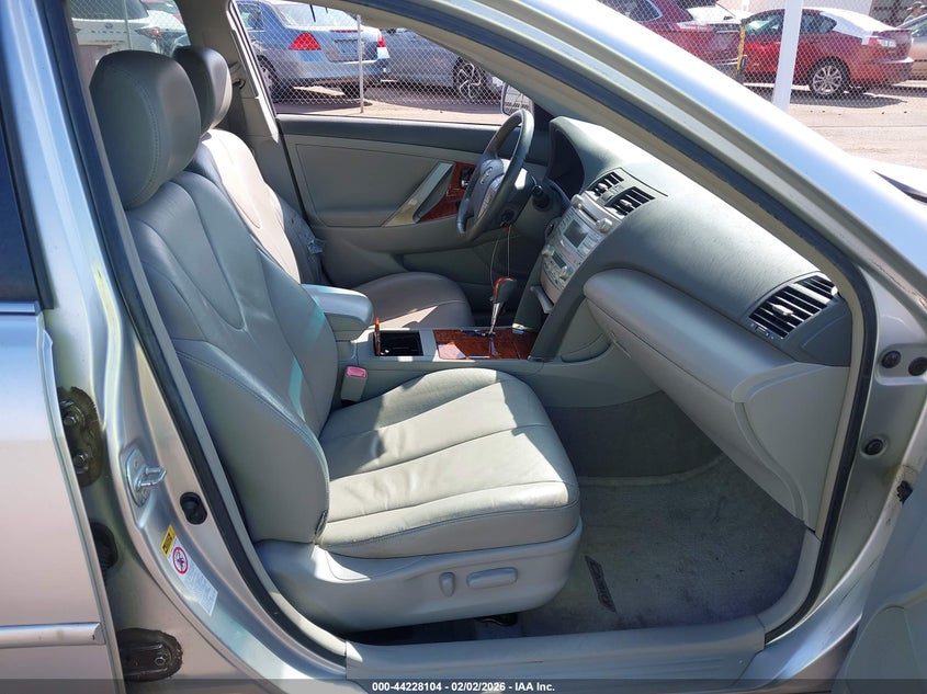 2009 Toyota Camry Le V6/Se V6/Xle V6