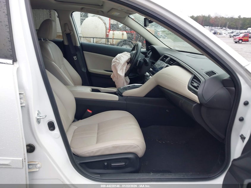 2022 Honda Insight Touring