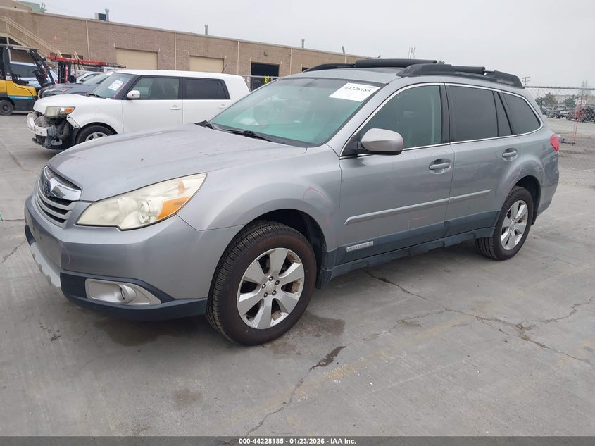 2011 Subaru Outback 2.5I Limited
