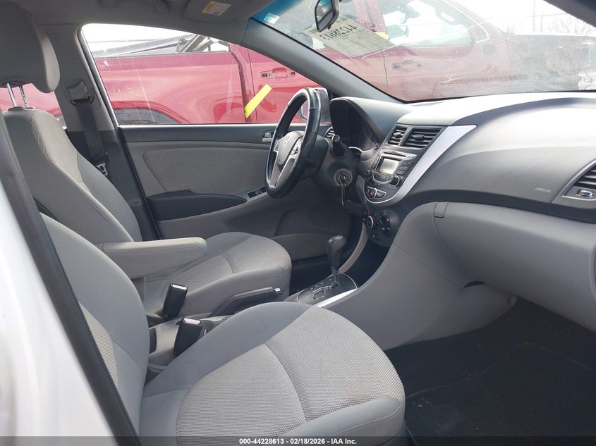 2012 Hyundai Accent Gs