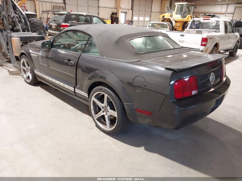 2007 Ford Mustang V6 Deluxe/V6 Premium