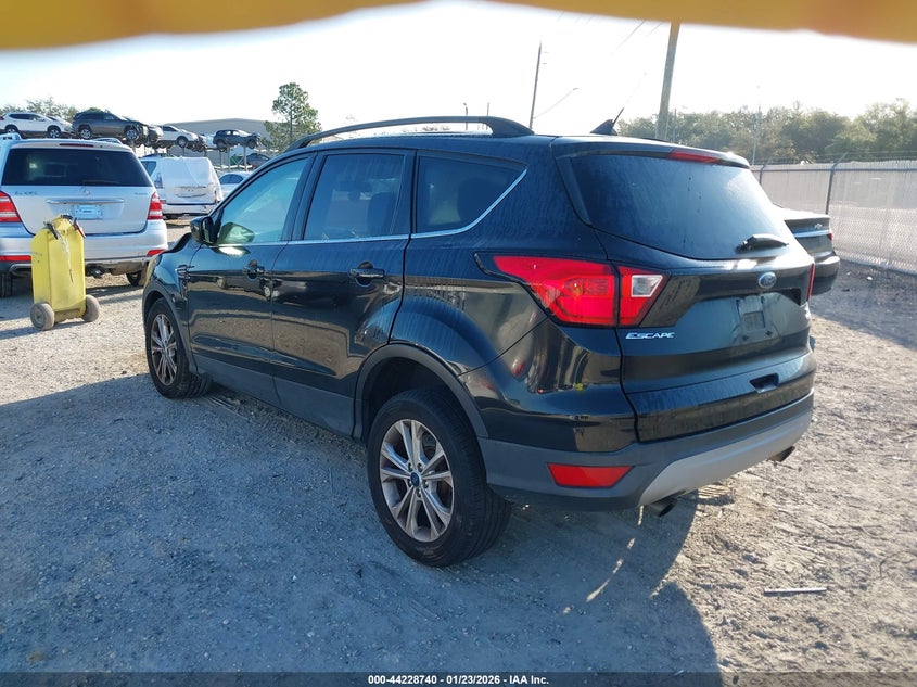 2019 Ford Escape Se