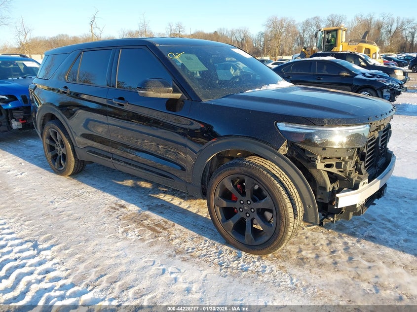 2021 Ford Explorer St