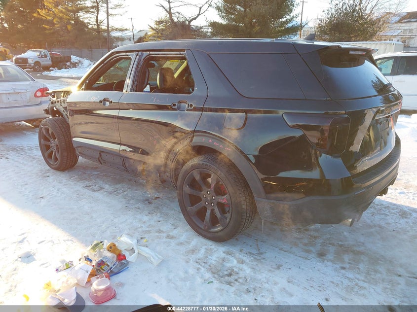 2021 Ford Explorer St