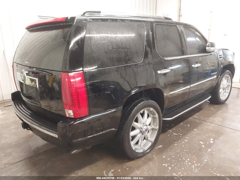 2011 Cadillac Escalade Luxury