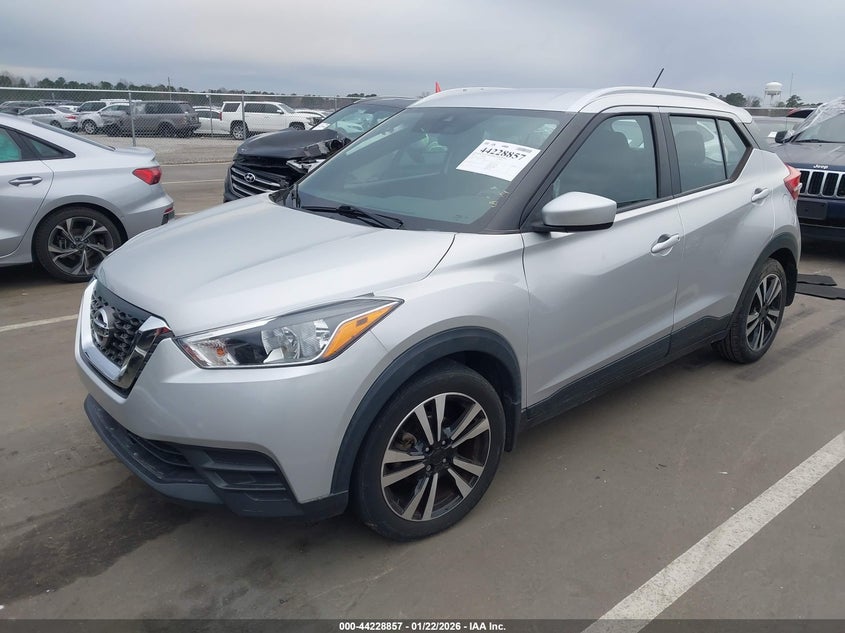 2020 Nissan Kicks Sv Xtronic Cvt