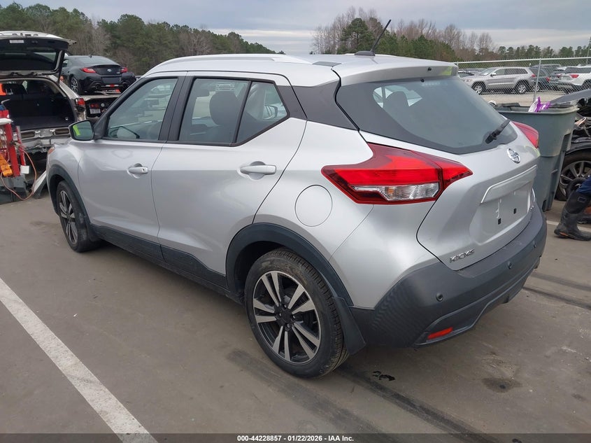 2020 Nissan Kicks Sv Xtronic Cvt