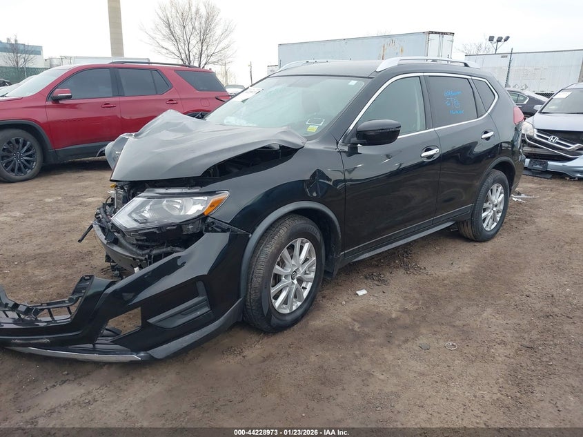 2018 Nissan Rogue Sv