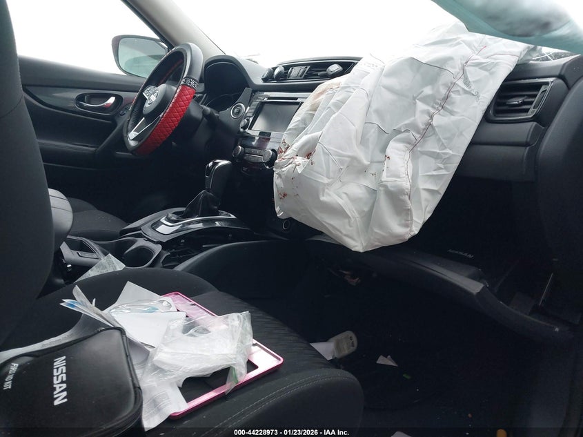 2018 Nissan Rogue Sv