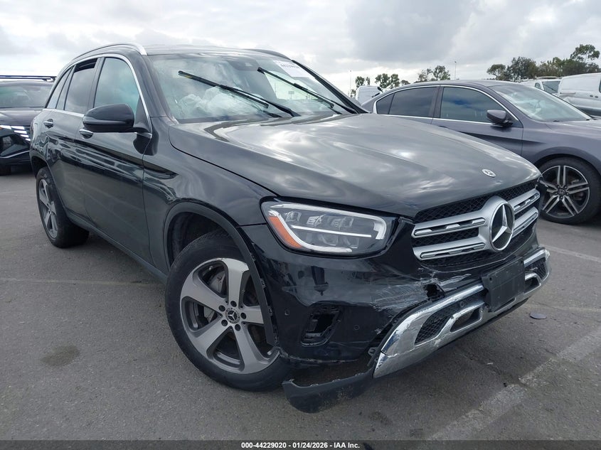 2022 Mercedes-Benz Glc 300 4Matic Suv