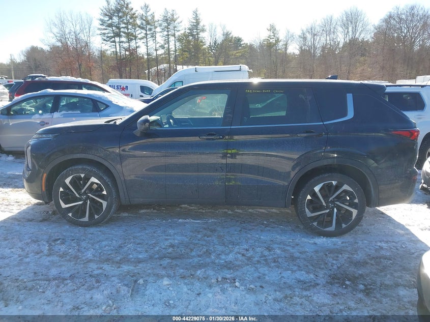 2023 Mitsubishi Outlander - widok 15
