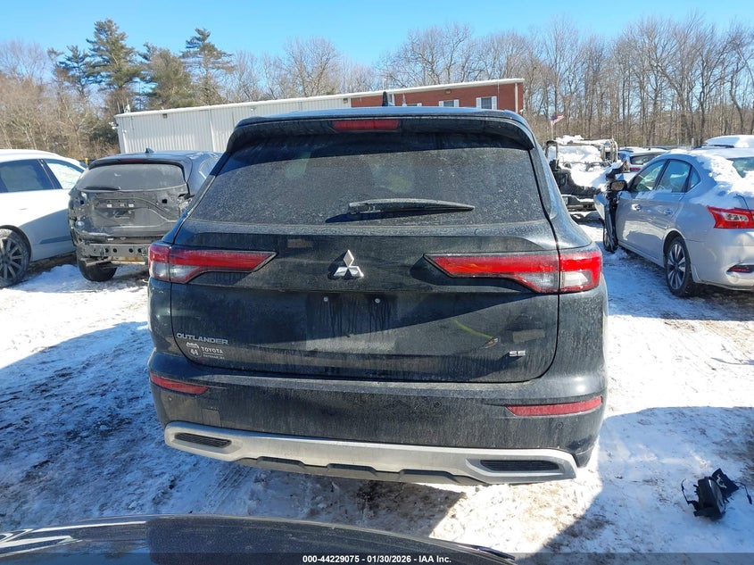 2023 Mitsubishi Outlander - widok 17
