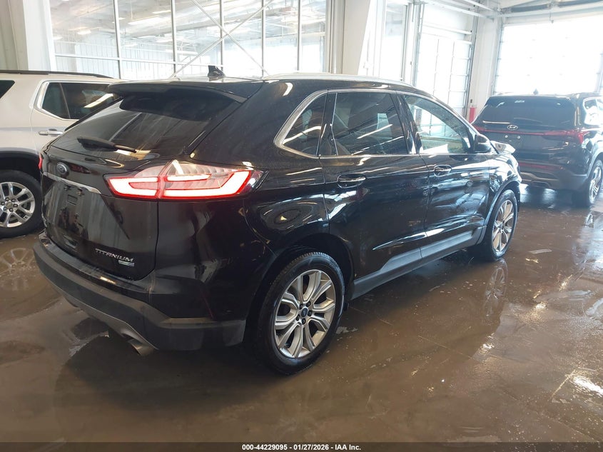2019 Ford Edge Titanium