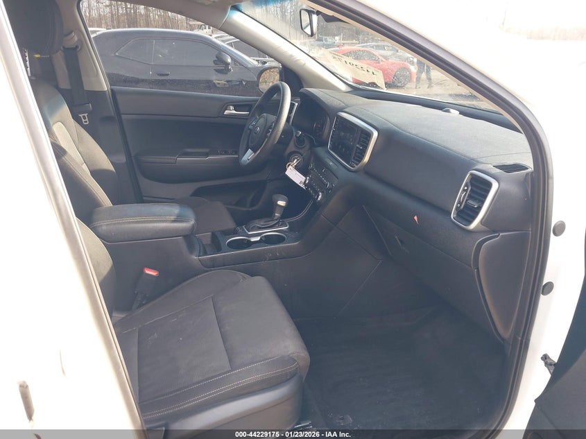 2021 KIA SPORTAGE auction photo 5