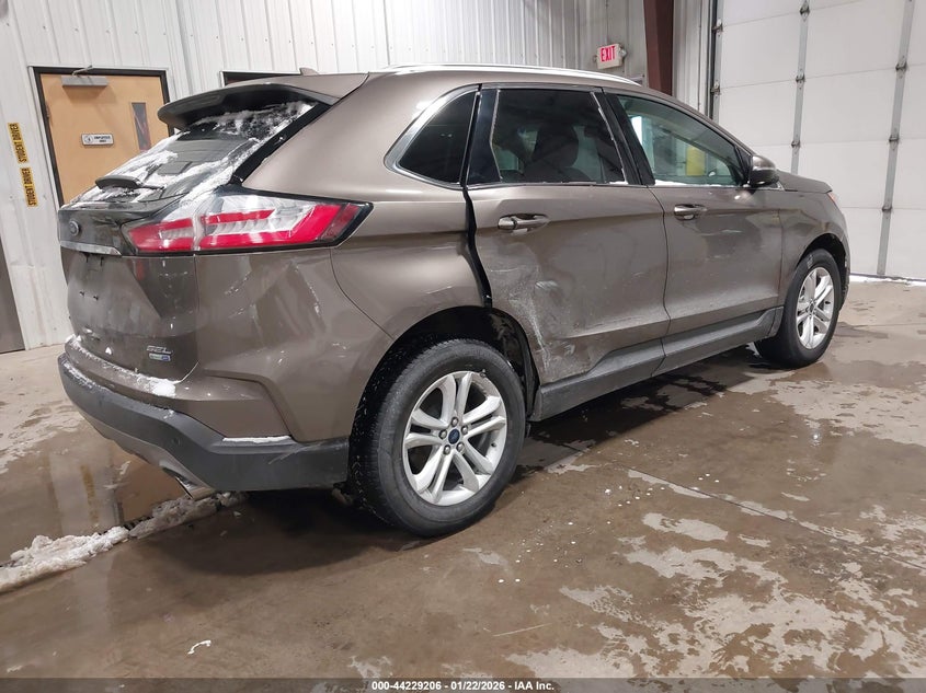 2019 Ford Edge Sel