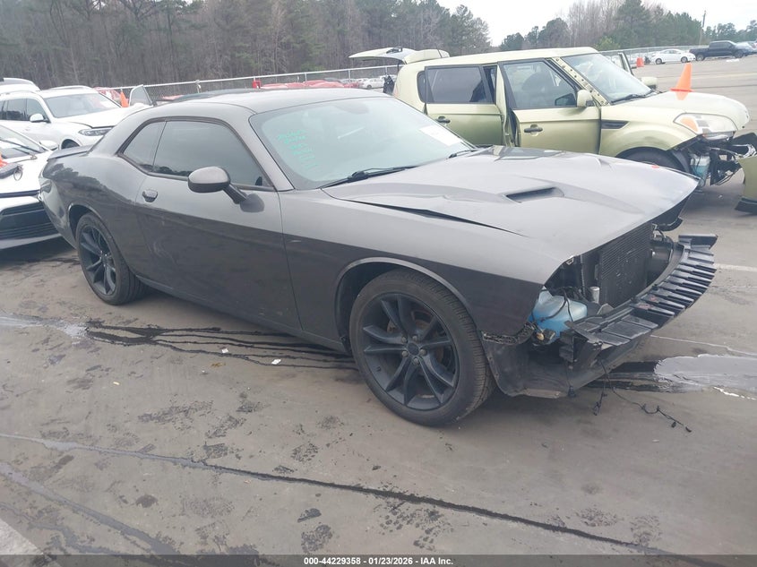 2018 Dodge Challenger Sxt