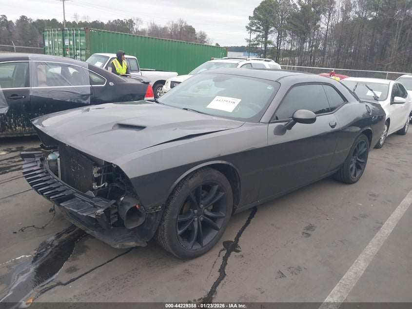 2018 Dodge Challenger Sxt