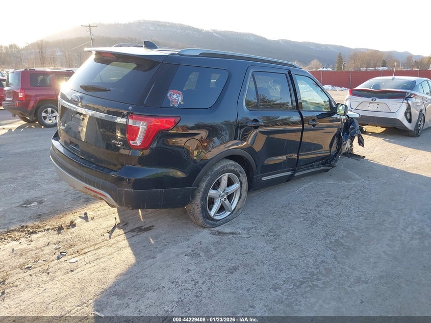 2017 Ford Explorer Xlt