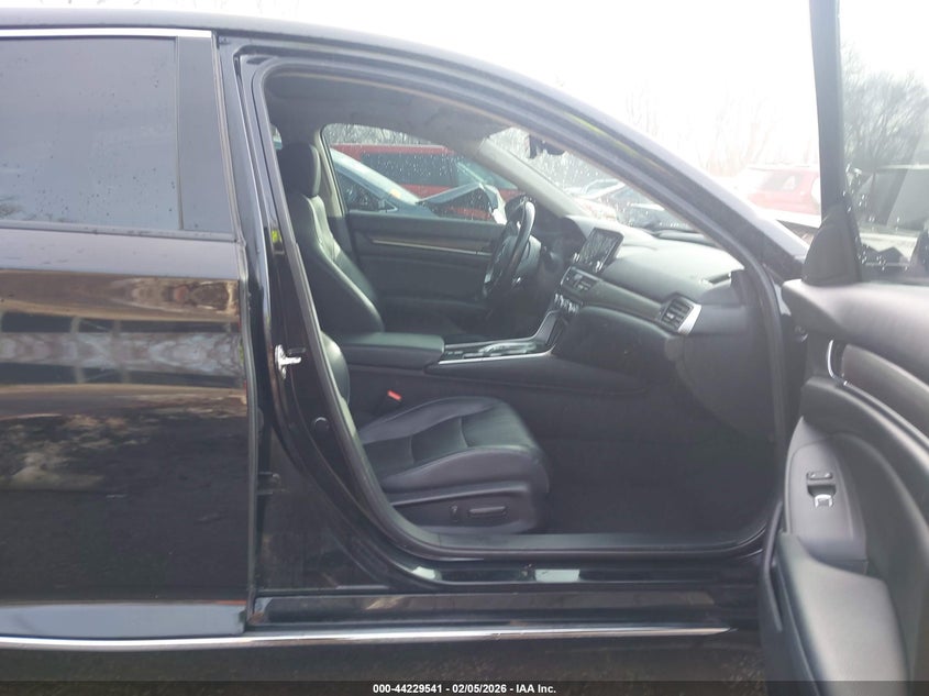 2018 Honda Accord Touring 2.0T