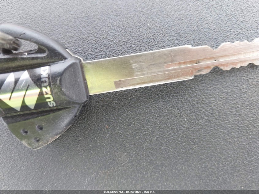 2024 Suzuki Gsx800 F VIN: JS1EM13B8R7100942 Lot: 44229754