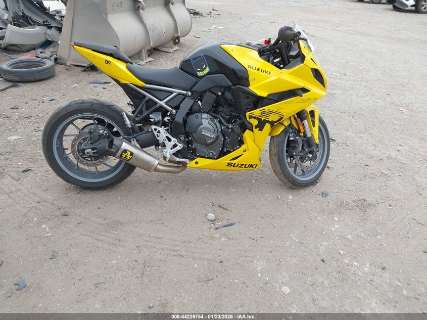 2024 Suzuki Gsx800 F VIN: JS1EM13B8R7100942 Lot: 44229754